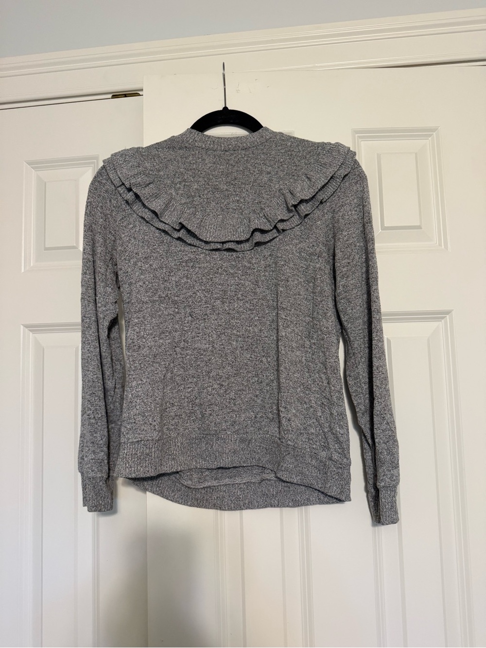 Forever 21 Gray Ruffle Collar Crewneck Sweater